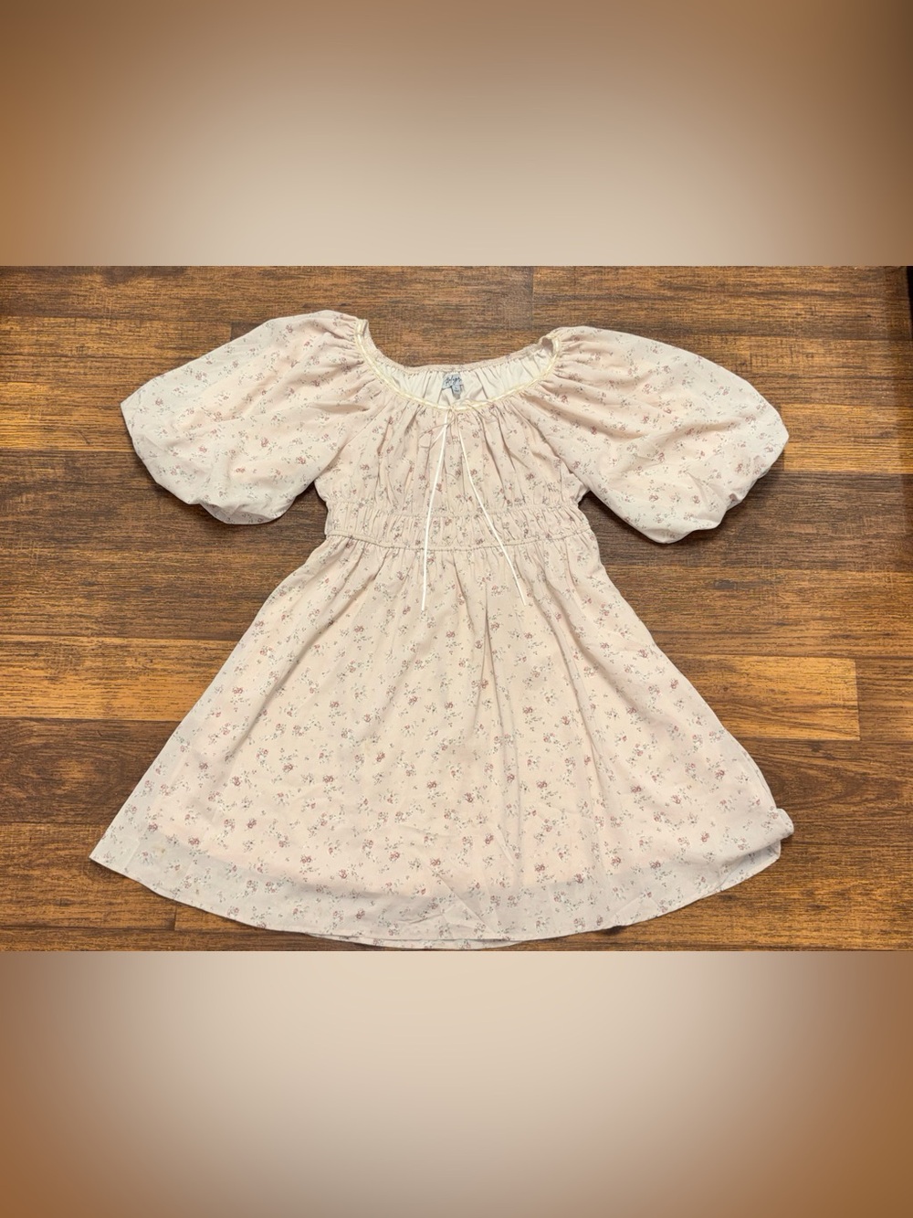 Polagram Pale Pink Floral Puff-Sleeve Dress